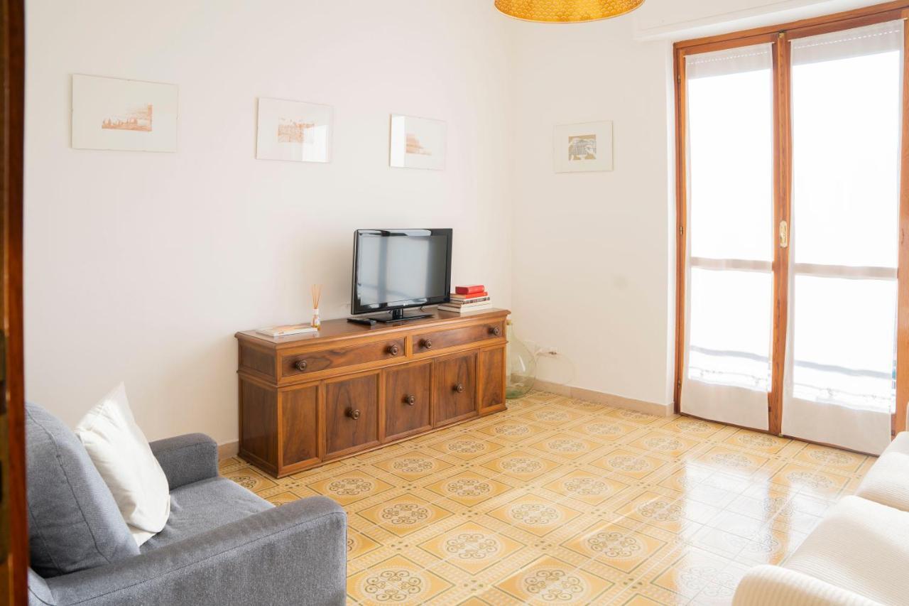 093 - Casa Panorama, Vista Mare E Vista Portofino, 500 Metri Centro Di Chiavari, Posto Auto Gratis Inclusoアパートメント エクステリア 写真