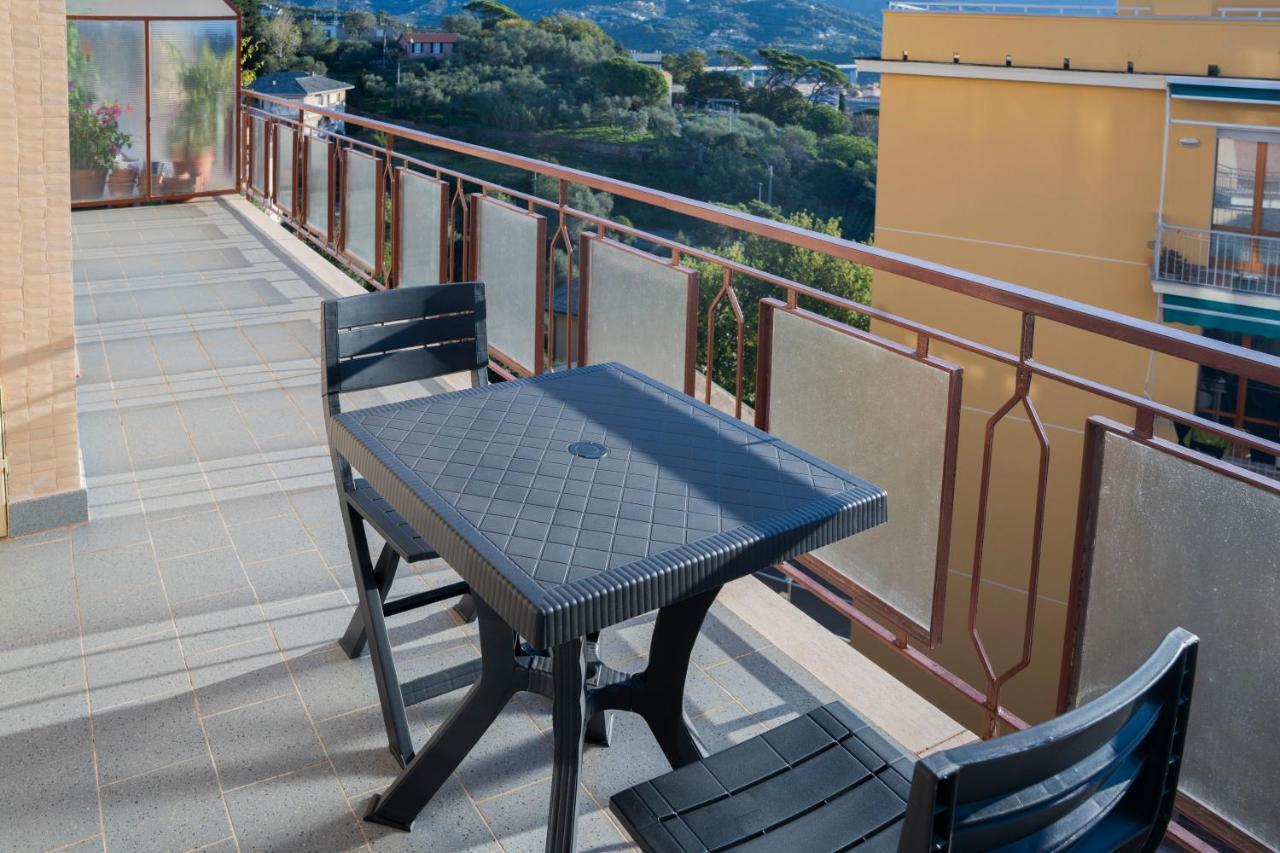 093 - Casa Panorama, Vista Mare E Vista Portofino, 500 Metri Centro Di Chiavari, Posto Auto Gratis Inclusoアパートメント エクステリア 写真