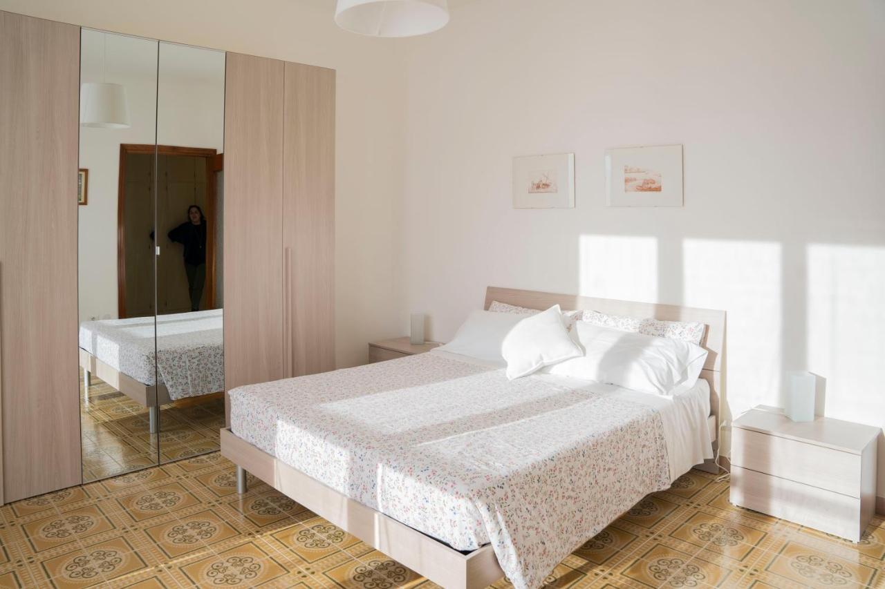 093 - Casa Panorama, Vista Mare E Vista Portofino, 500 Metri Centro Di Chiavari, Posto Auto Gratis Inclusoアパートメント エクステリア 写真