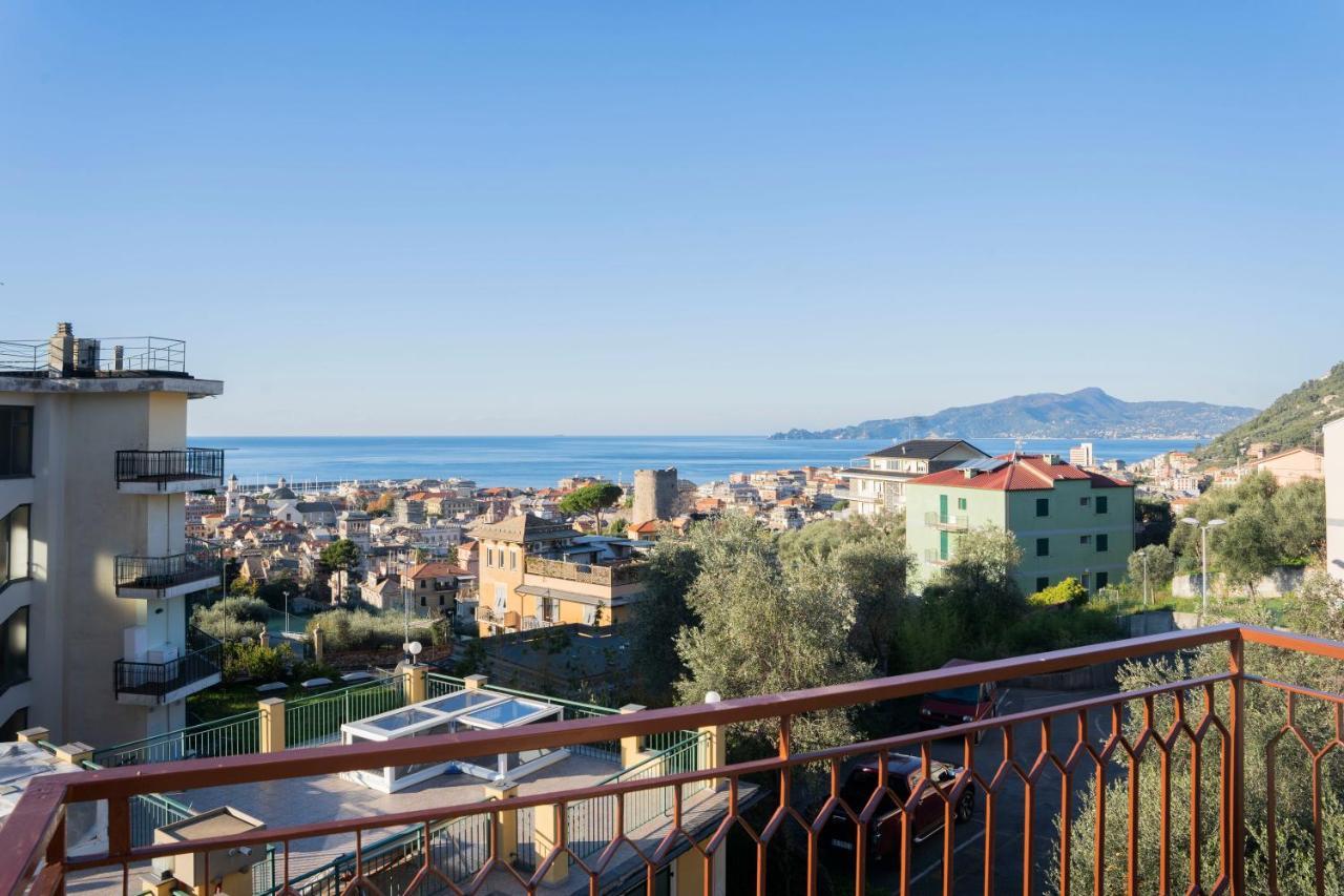 093 - Casa Panorama, Vista Mare E Vista Portofino, 500 Metri Centro Di Chiavari, Posto Auto Gratis Inclusoアパートメント エクステリア 写真