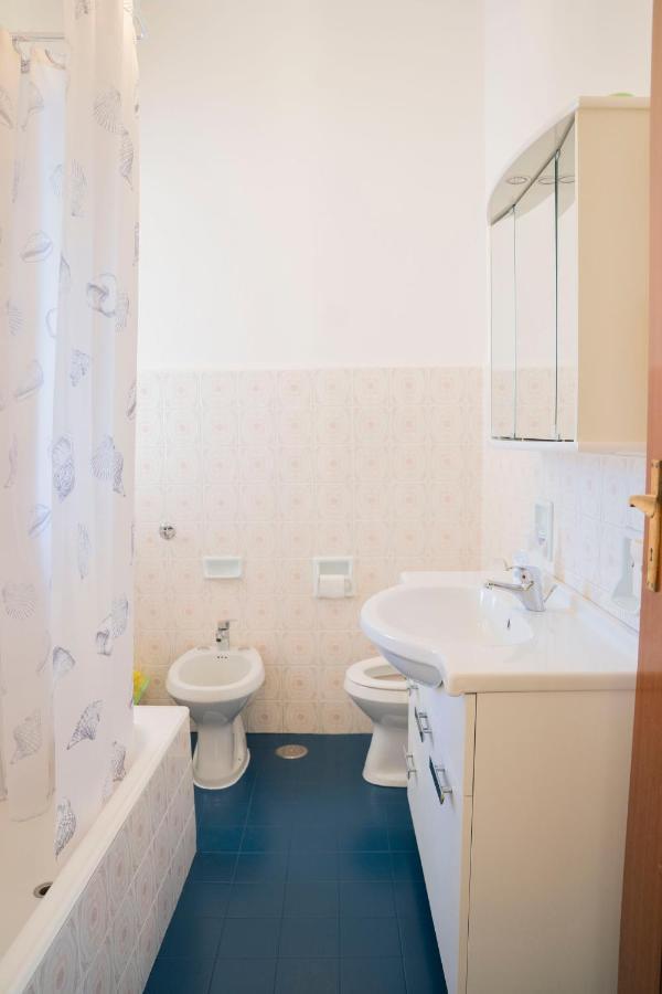093 - Casa Panorama, Vista Mare E Vista Portofino, 500 Metri Centro Di Chiavari, Posto Auto Gratis Inclusoアパートメント エクステリア 写真